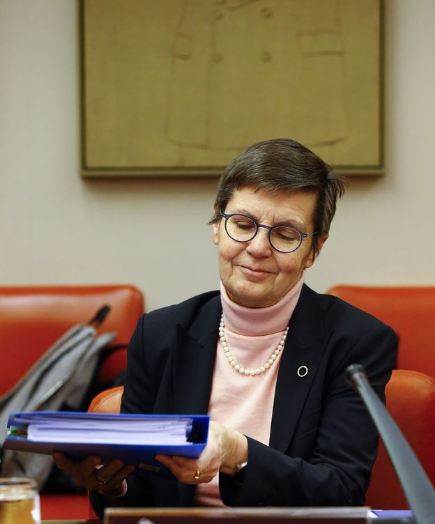 Foto: Comparecencia de Elke König, presidenta de la JUR, en el Congreso. (EFE)