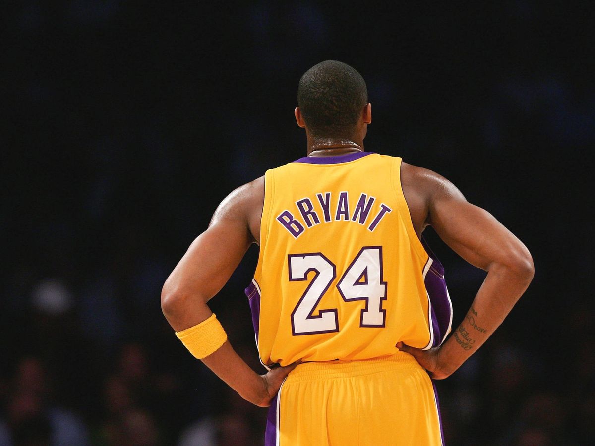 Foto:  Kobe Bryant, con la camiseta de los Lakers. (Getty)