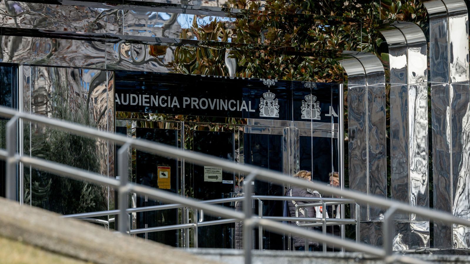 Declarado culpable por cohecho al teniente general de la Guardia Civil del caso cuarteles