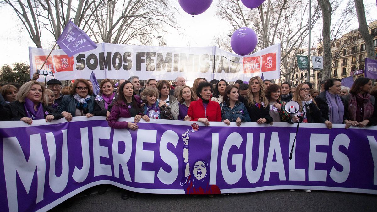 La lucha por el voto feminista que causó el choque entre PSOE y UP con el 'solo sí es sí'