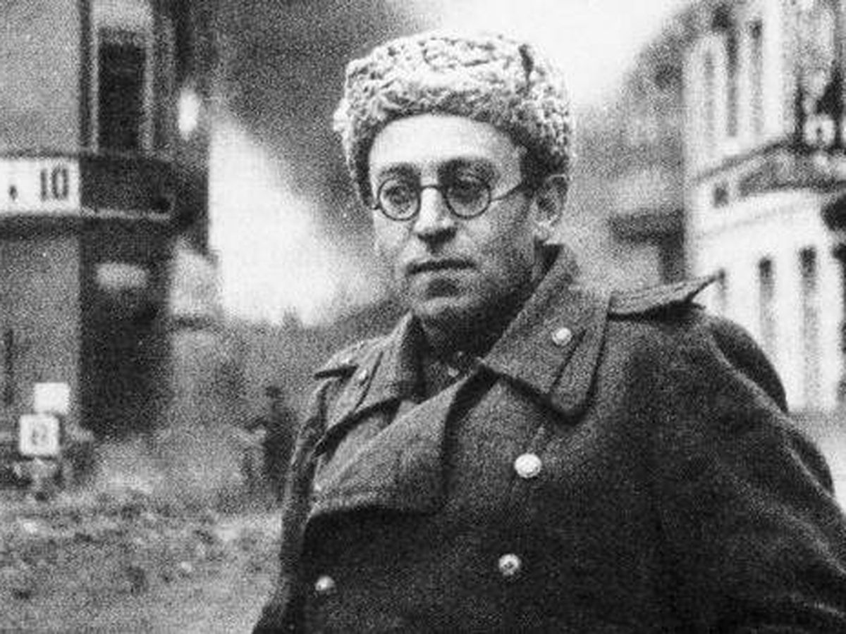 Foto: Vasili Grossman, en el frente soviético durante la Segunda Guerra Mundial.