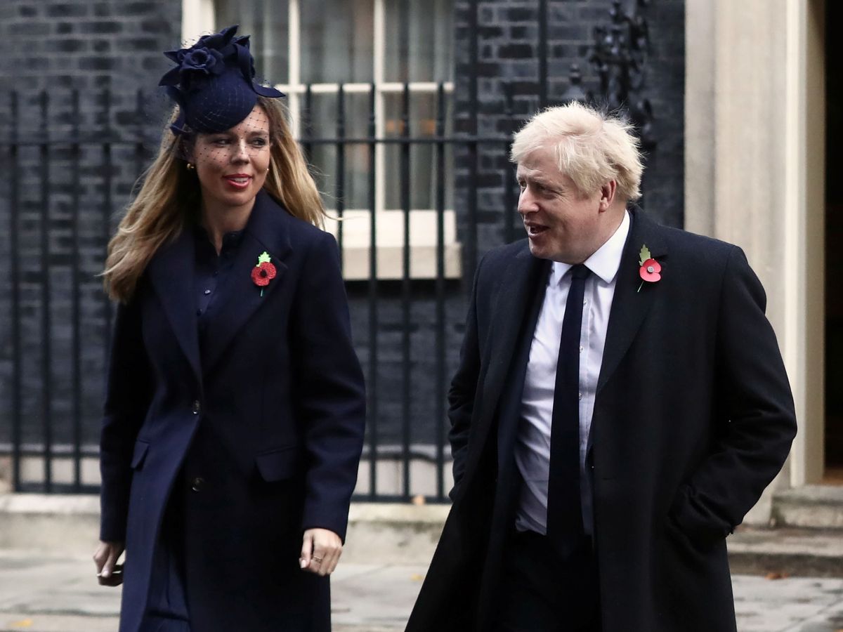Foto: Boris Johnson y su novia, Carrie Symonds. (Reuters)