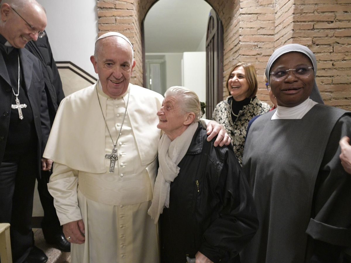 Foto: El papa Francisco visitando el Palazzo Migliori. (Reuters)