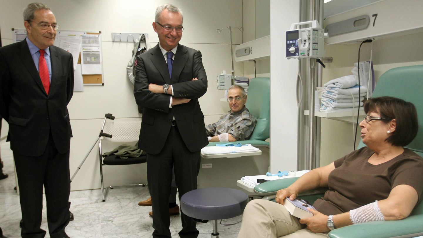 El doctor Josep Baselga, en el Hospital Vall d'Hebrón. (EFE)
