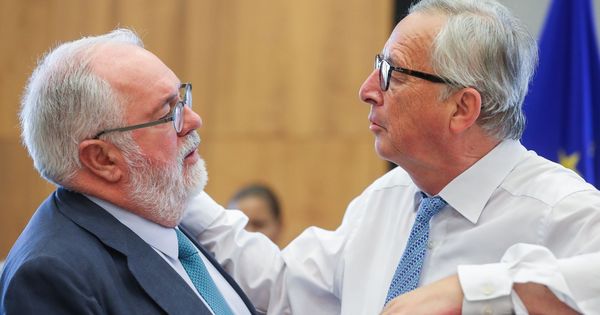 Foto: Miguel Arias Cañete y Jean-Claude Juncker, el pasado agosto. (EFE)
