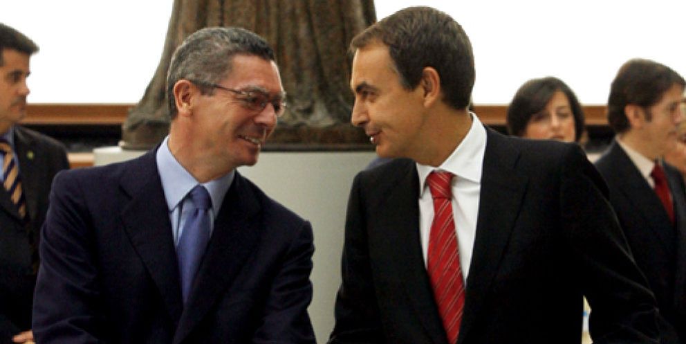 Foto: Blanco oculta un sondeo en el que los socialistas valoran más a Gallardón que a Zapatero