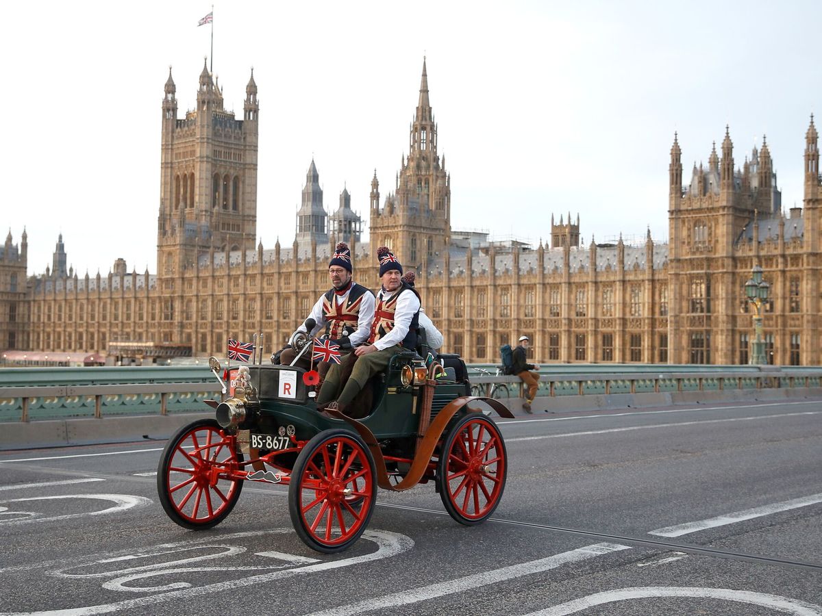 Foto: El puente de Westminster en Londres. (Reuters/Peter Nicholls)
