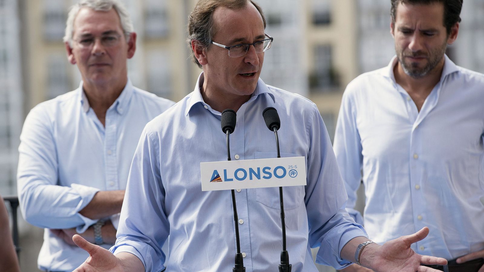 Foto: El candidato popular a lendakari, Alfonso Alonso, durante un acto en Vitoria. (EFE)