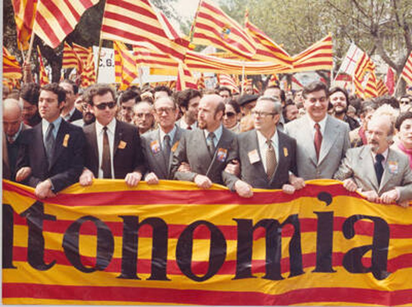 Manifestación del 23 de abril en Zaragoza en 1978. (Archivo histórico de Aragón)
