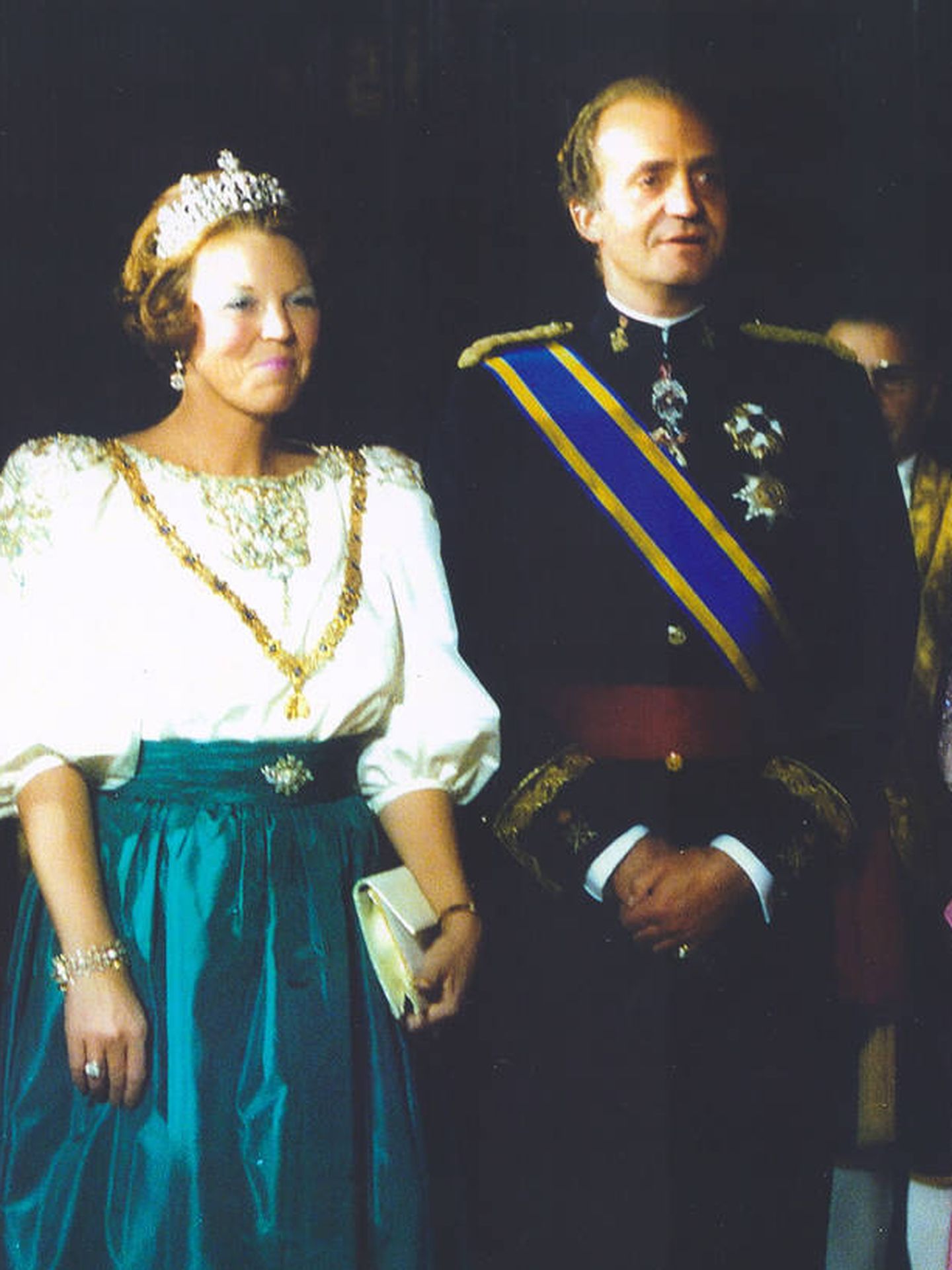 Beatriz, con el Toisón de Oro en 1985. (Fundación Carlos de Amberes)