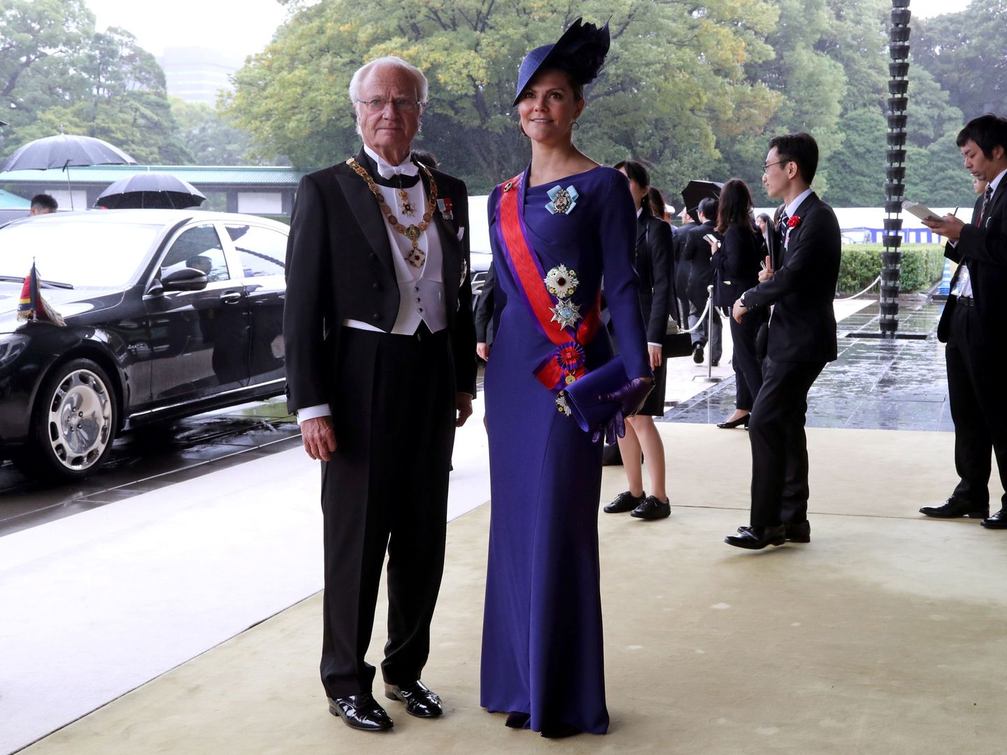 La princesa Victoria y el rey Carlos Gustavo de Suecia. (Reuters)
