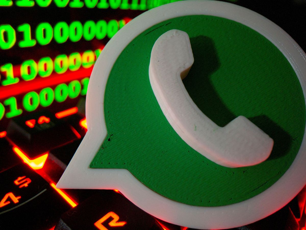 Foto: Muchos teléfonos no podrán seguir usando WhatsApp (Reuters/Dado Ruvic)