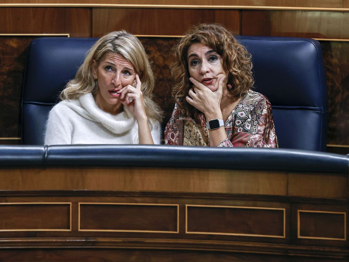 Foto: Las ministras de Trabajo, Yolanda Diaz (i), y Hacienda y Función Pública, María Jesús Montero. (EFE/Juan Carlos Hidalgo)