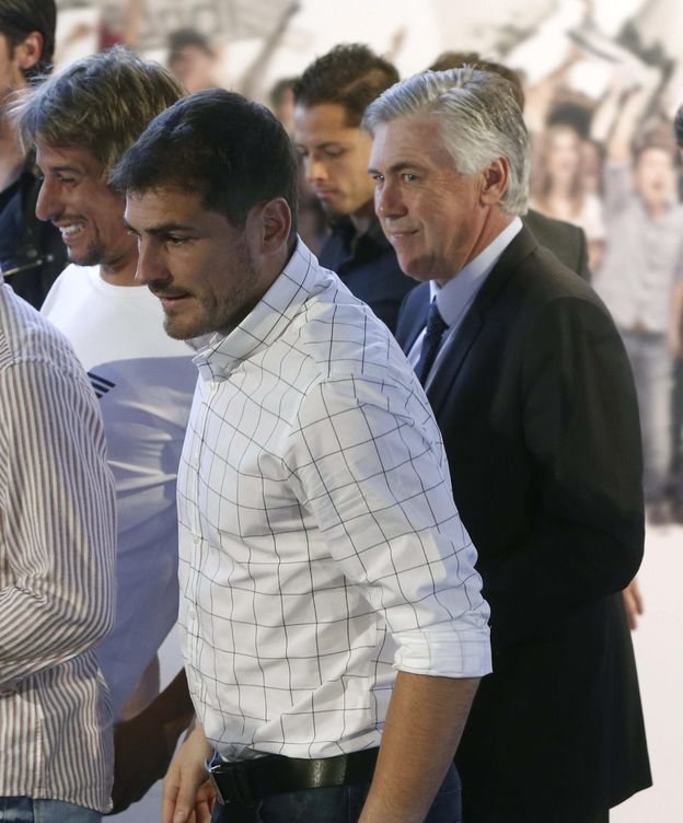 Foto: Ancelotti y Casillas, en un acto en el Bernabéu (EFE)