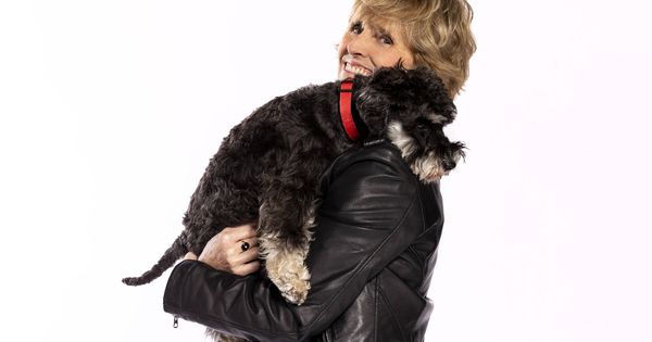 Foto: Mercedes Milá con su perro Scott'. (Movistar )
