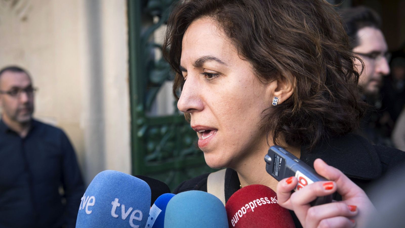 Foto: La hasta ahora diputada del PSOE Irene Lozano, el pasado 5 de abril. (EFE)