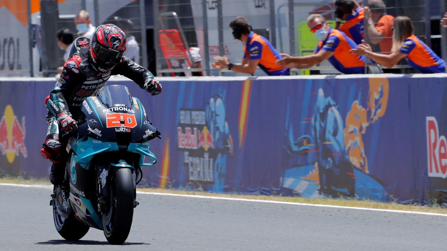 Quartararo celebra la primera victoria de su vida en MotoGP. (EFE)