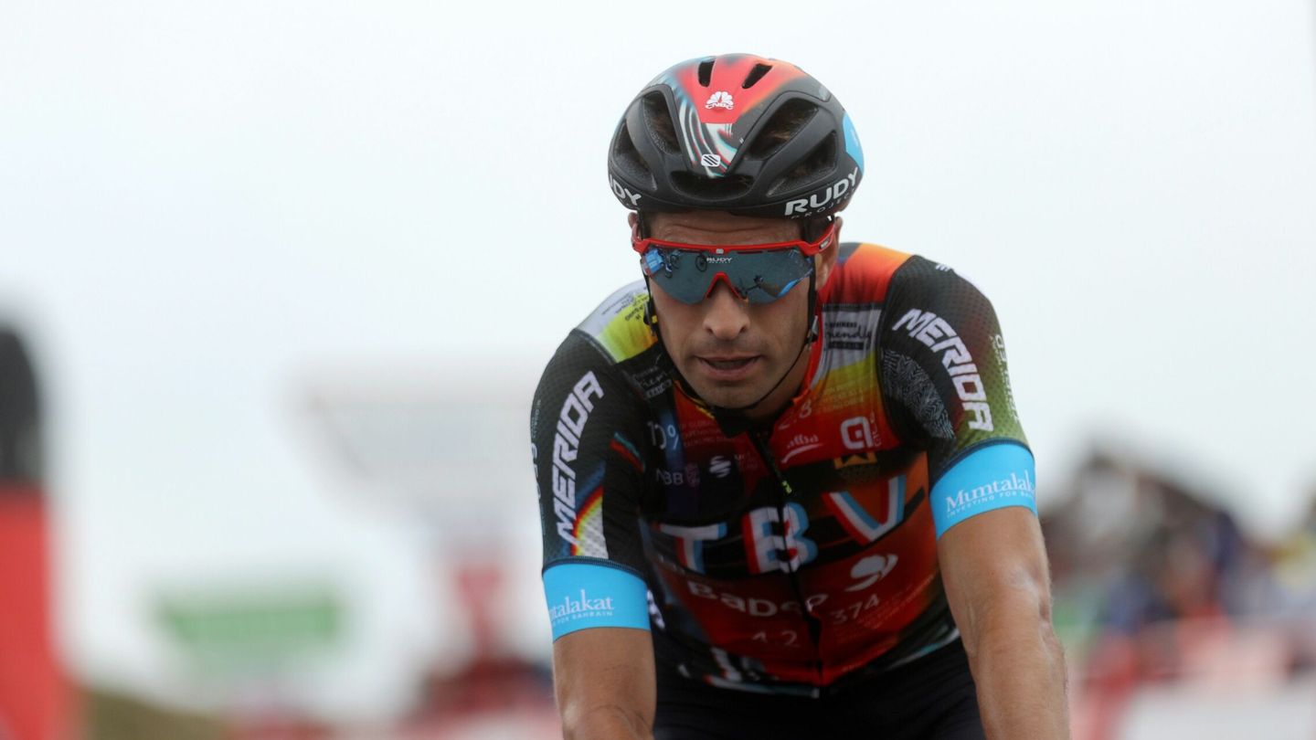 Mikel Landa, durante el recorrido de La Vuelta. (Efe)