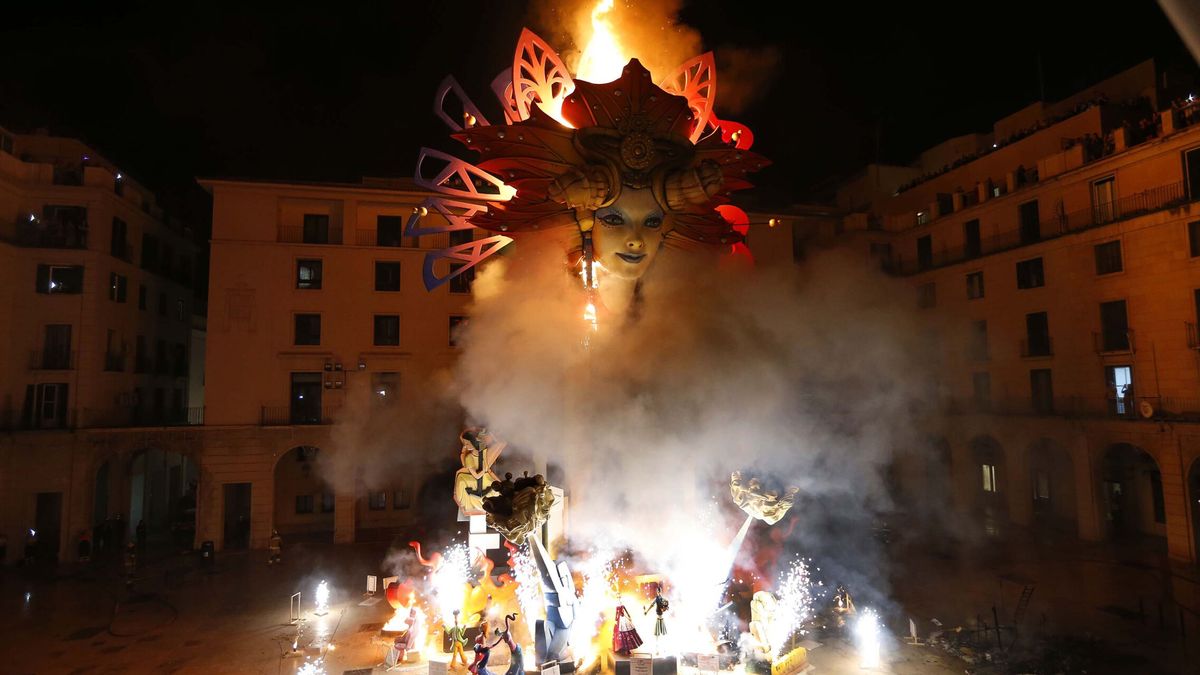 Hogueras de San Juan 2023: calendario de las mascletás, cremà y fuegos artificiales