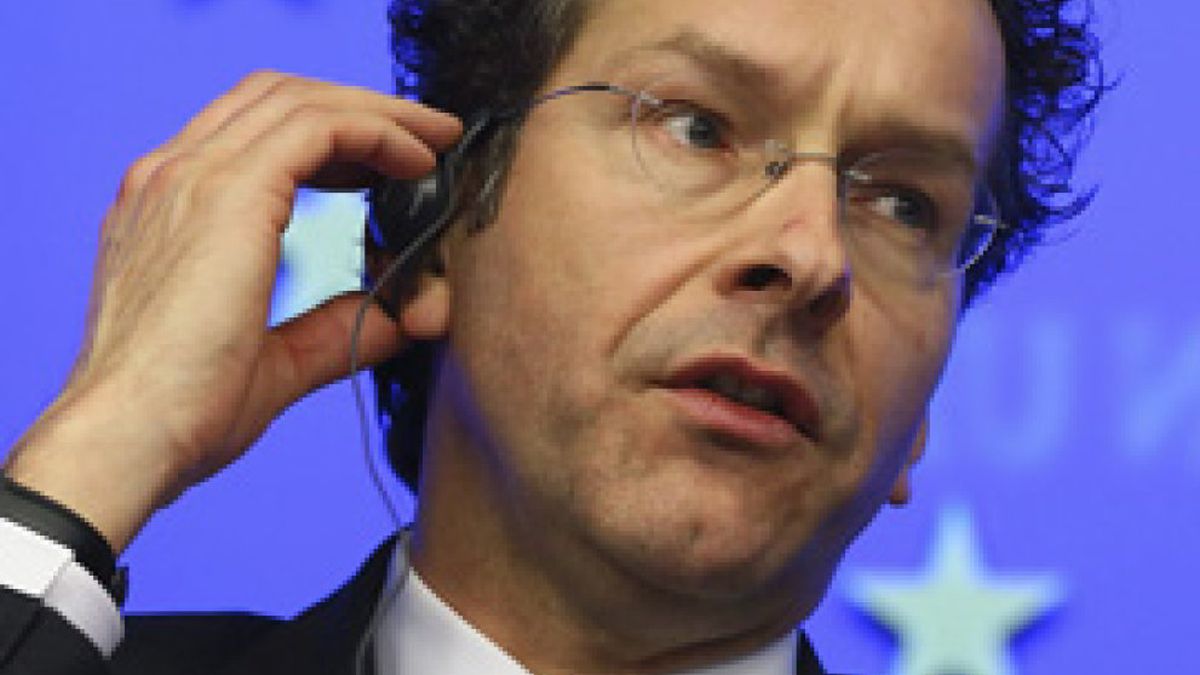 El jefe del Eurogrupo pide a Chipre alternativas para que el rescate no supere los 10.000 millones