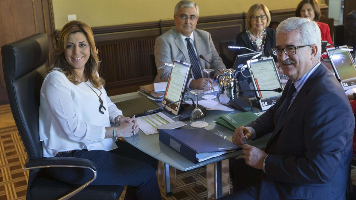 Díaz sigue guardando bajo llave los sueldos de los directivos en las empresas públicas