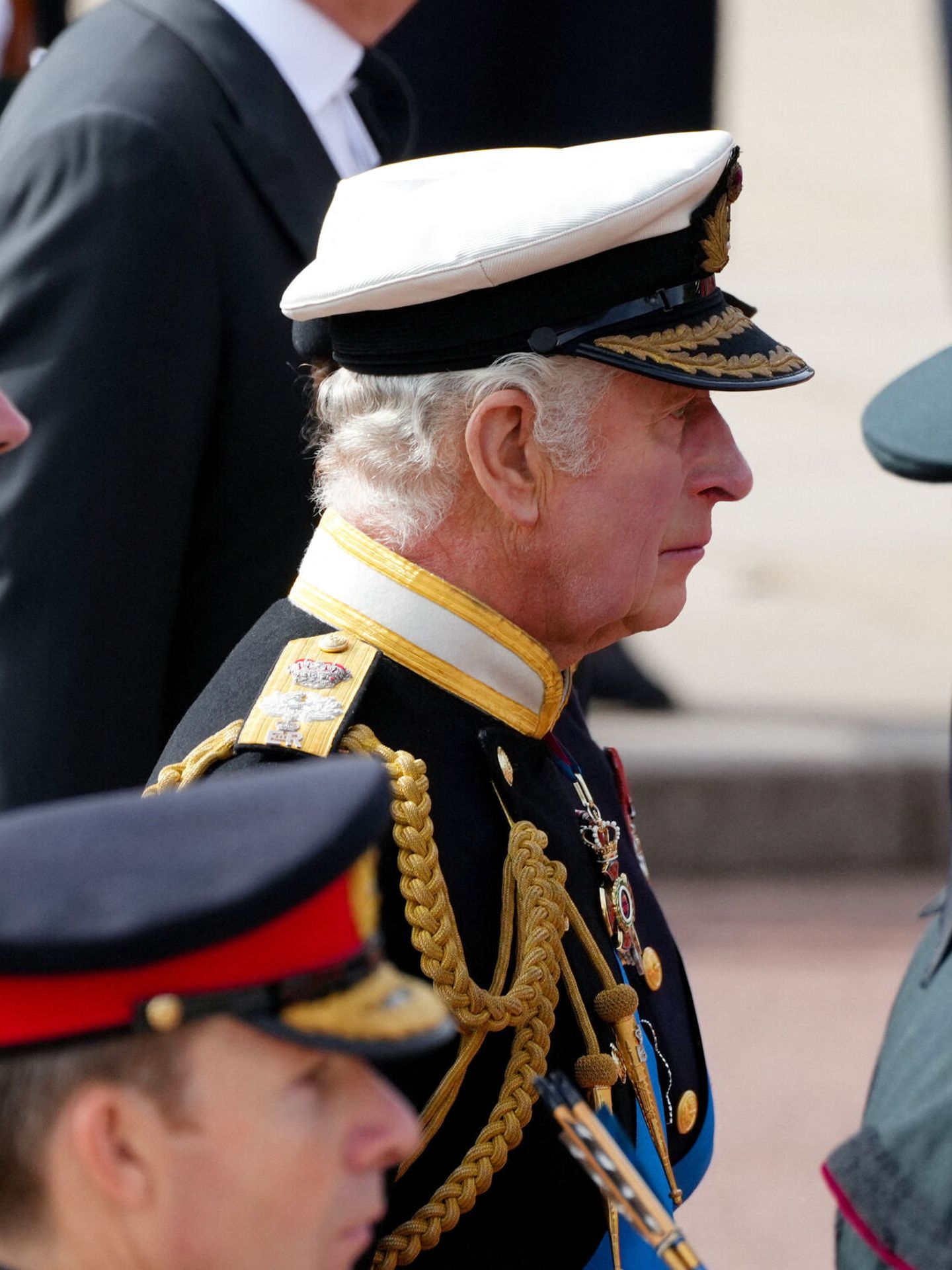Carlos III, durante el cortejo fúnebre de Isabel II. (Reuters/Carl Court)