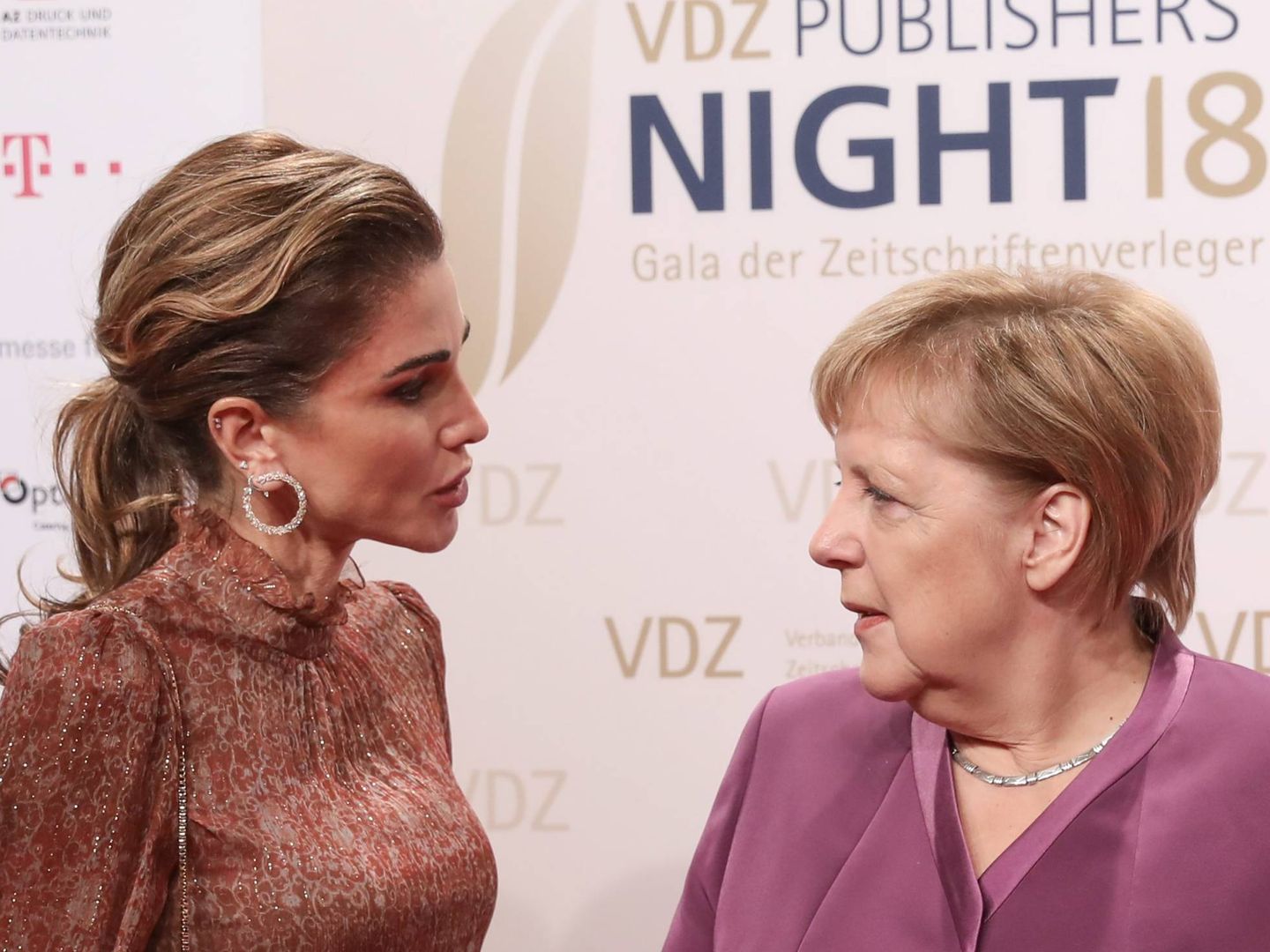 Rania de Jordania y Angela Merkel.(Cordon Press)