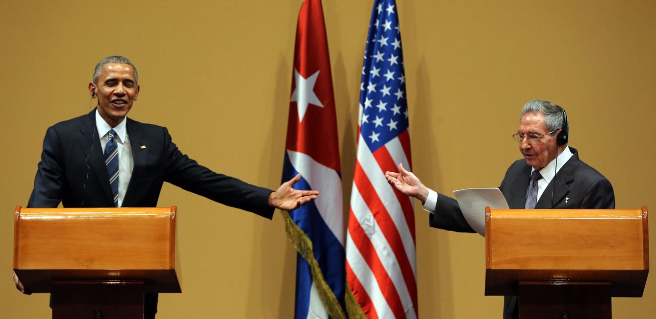 Barack Obama, ex presidente de EEUU y el anterior presidente cubano, Raul Castro (EFE)