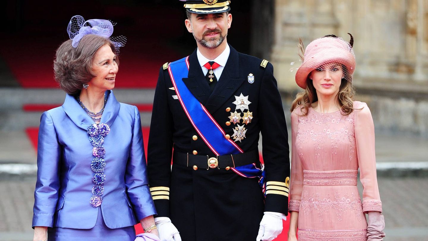 Letizia, Felipe y Sofía, también en la boda de los duques de Cambridge. (EFE)