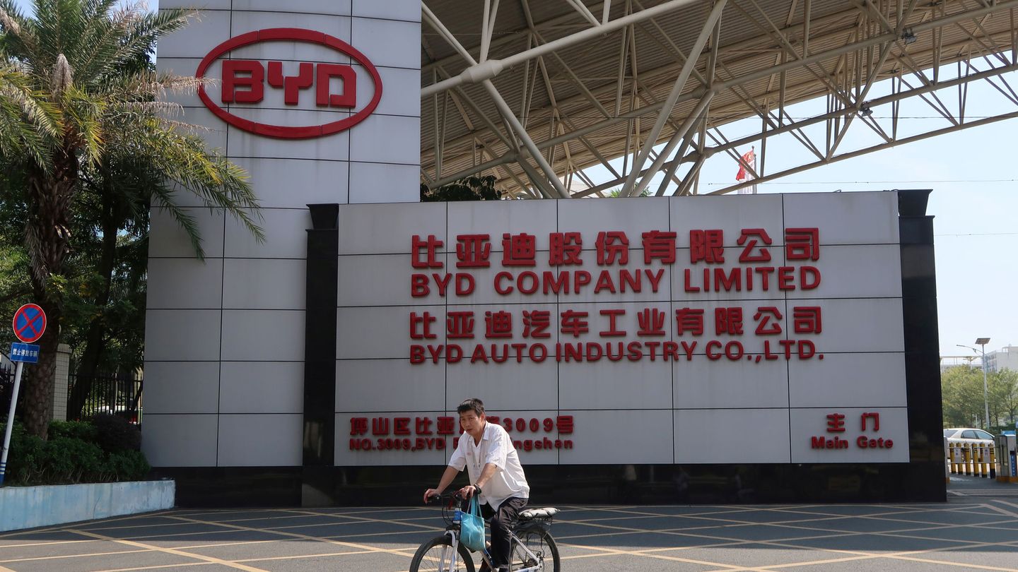 Factoría de coches eléctricos en China. (Reuters/Yilei Sun)
