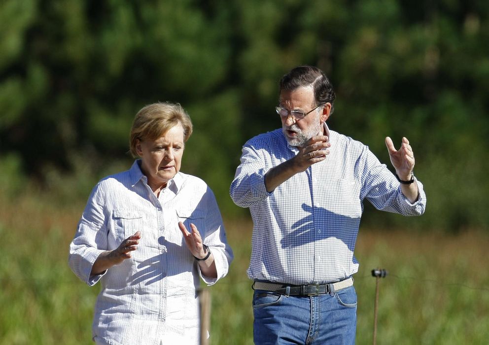 Foto: El presidente del Gobierno, Mariano Rajoy (d), y la canciller alemana, Angela Merkel. (EFE)