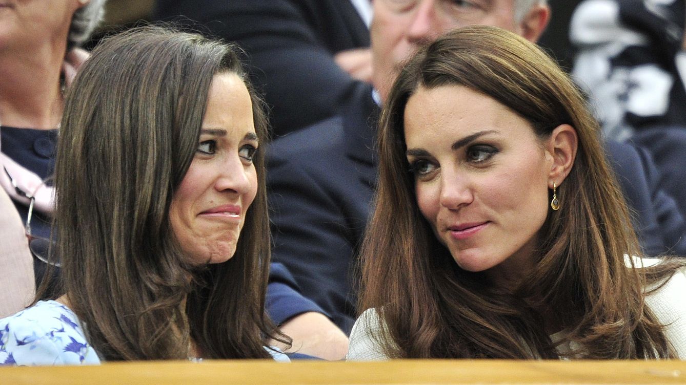 Foto: Kate junto a su hermana Pippa, en una imagen de archivo (Reuters)