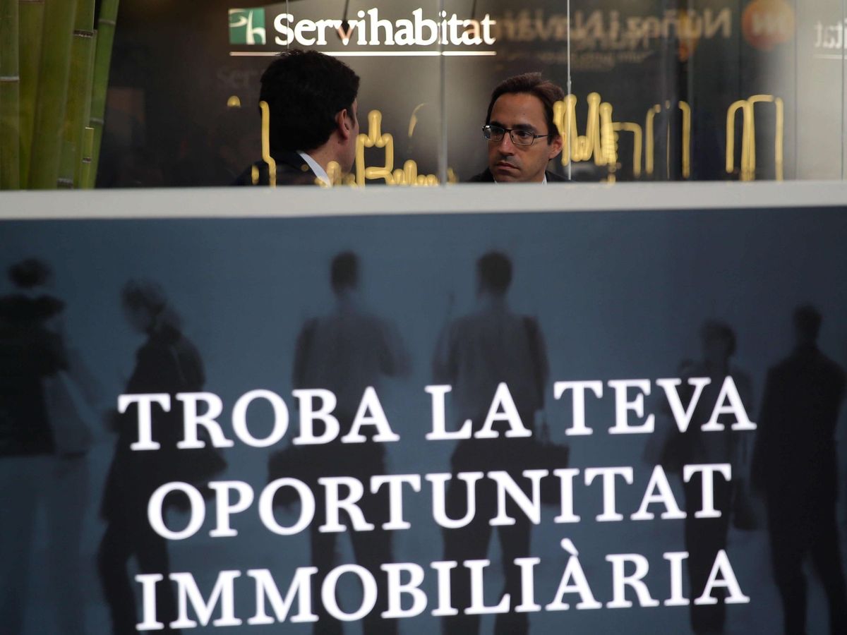 Foto: Expositor de Servihabitat en el Barcelona Meeting Point. (EFE/Toni Albir)
