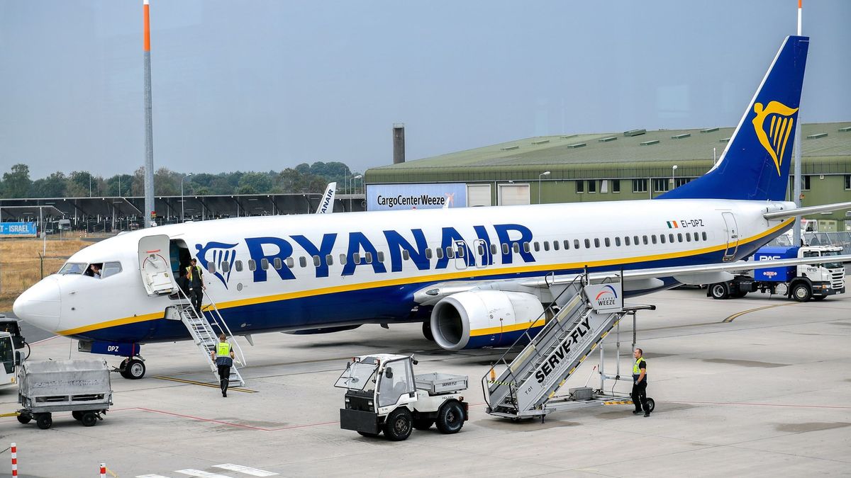 Ryanair tendrá que indemnizar a 120.000 pasajeros con 33 M por las huelgas de verano