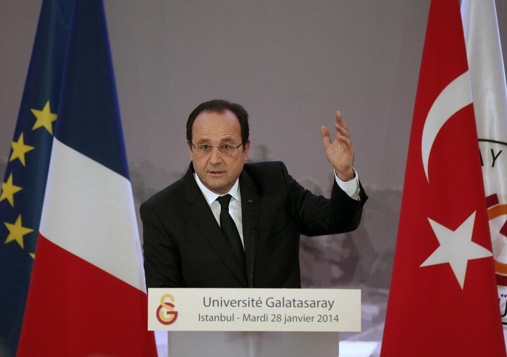 Foto: El presidente Hollande en rueda de prensa en Estambul (Reuters)