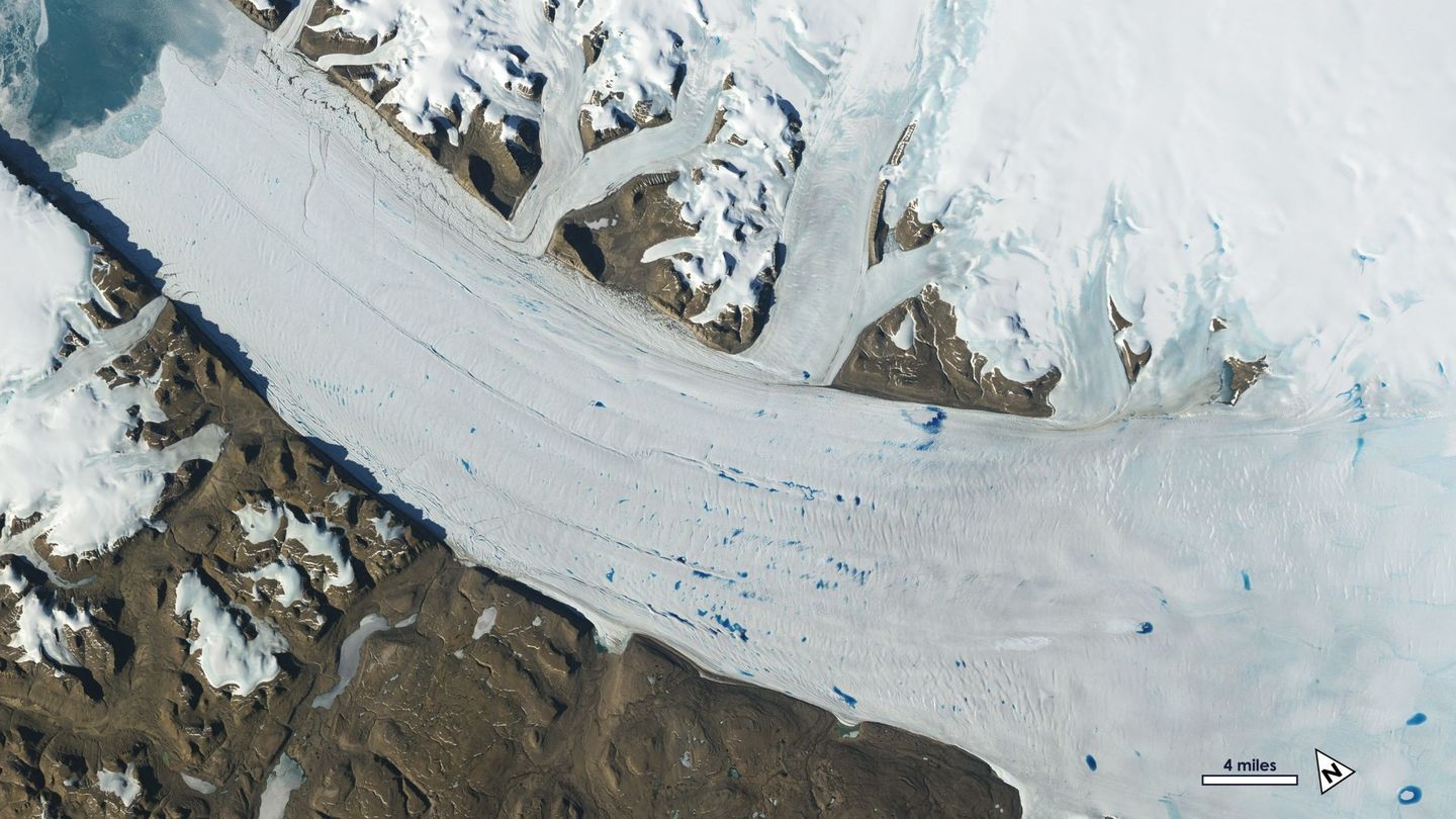 Foto por satélite de 2019 del permafrost derretido en Groenlandia. (EFE)