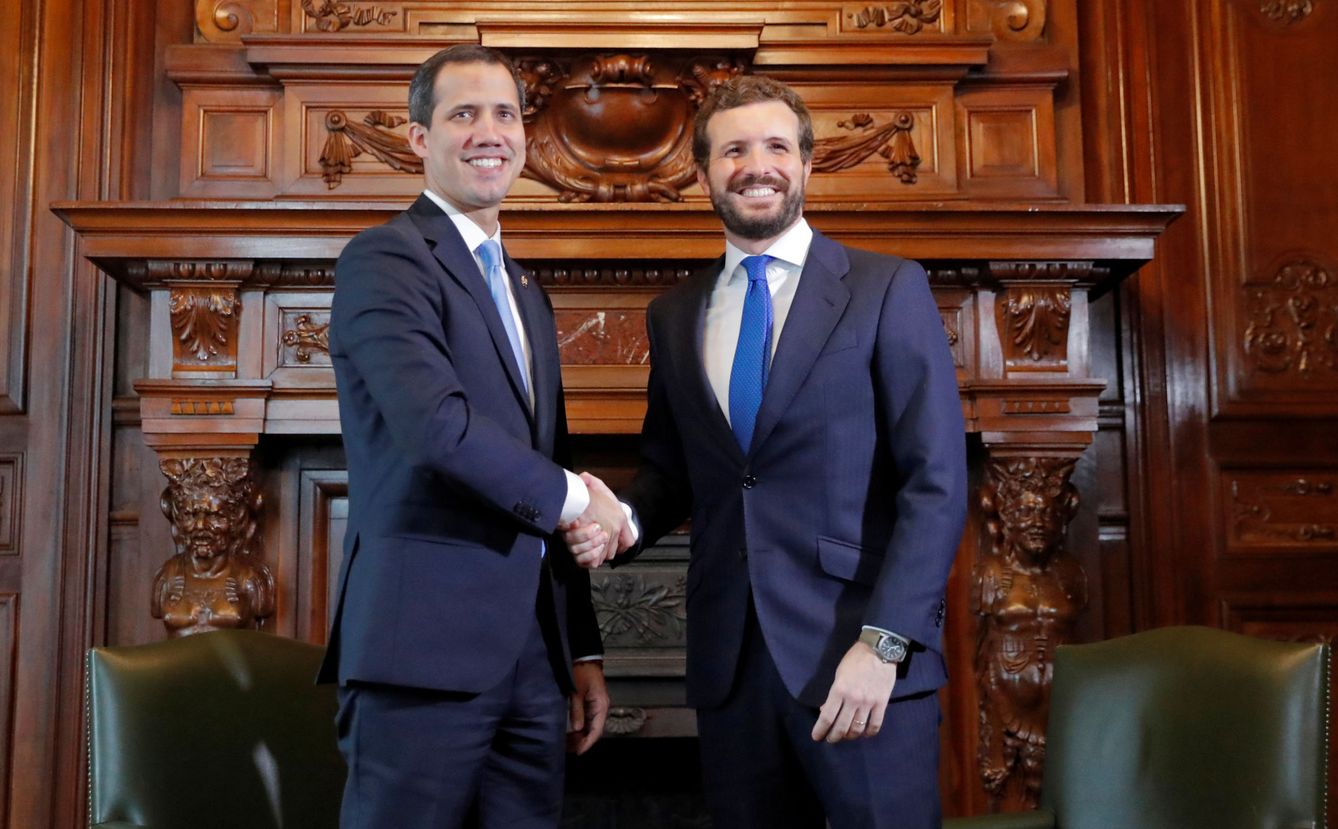 Juan Guaidó y Pablo Casado. (Reuters)