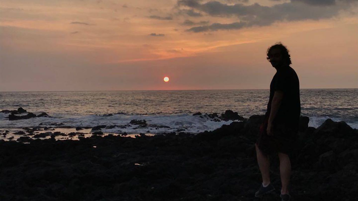 Daniel Pastor, en una puesta de sol hawaiana (D.P.)