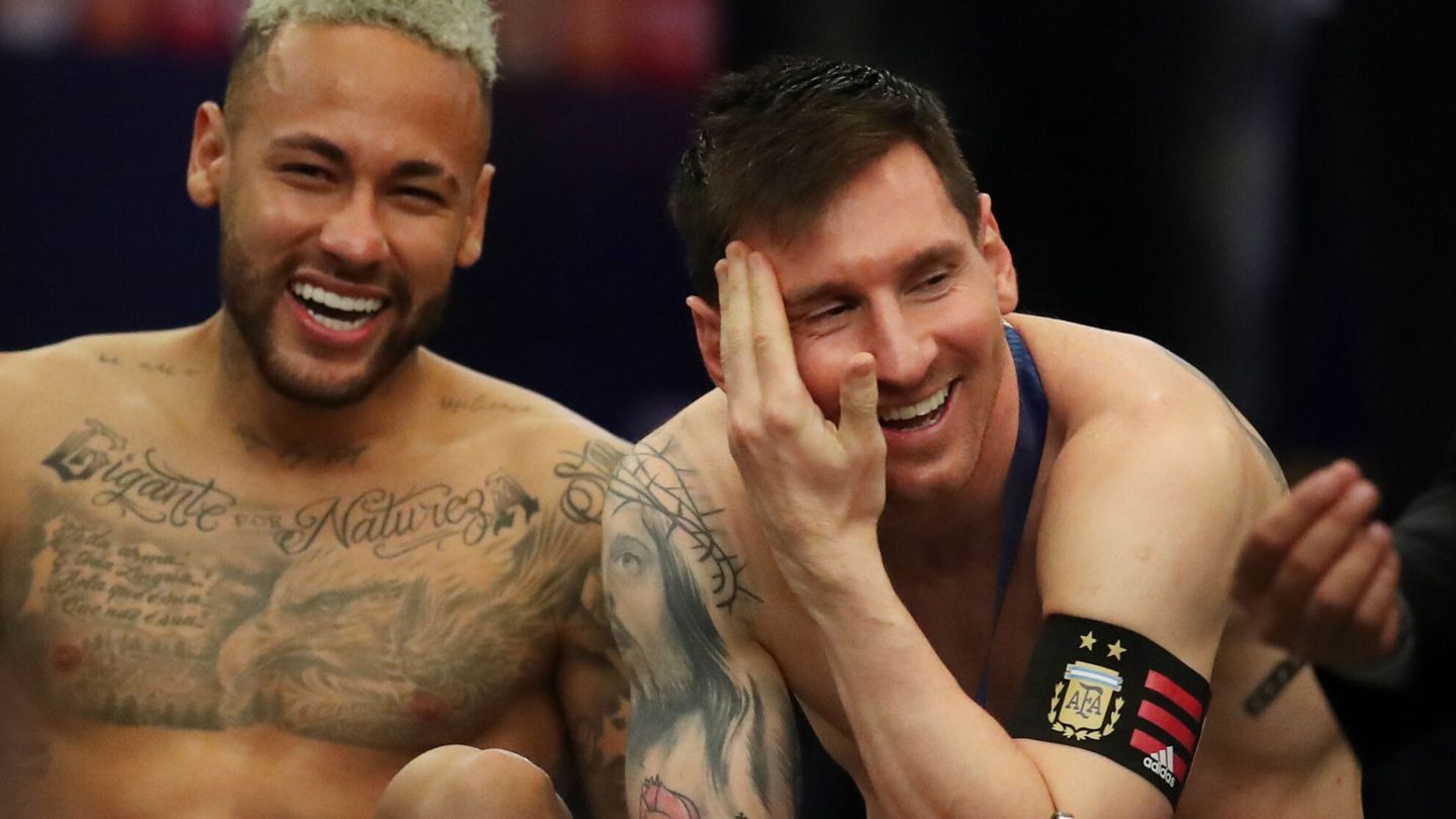 Messi y Neymar, juntos tras la final de la Copa América. (Reuters)