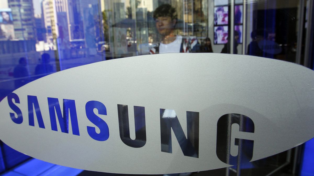 "¿Otra vez plástico?" Samsung fulmina al jefe de diseño de sus 'smartphones'