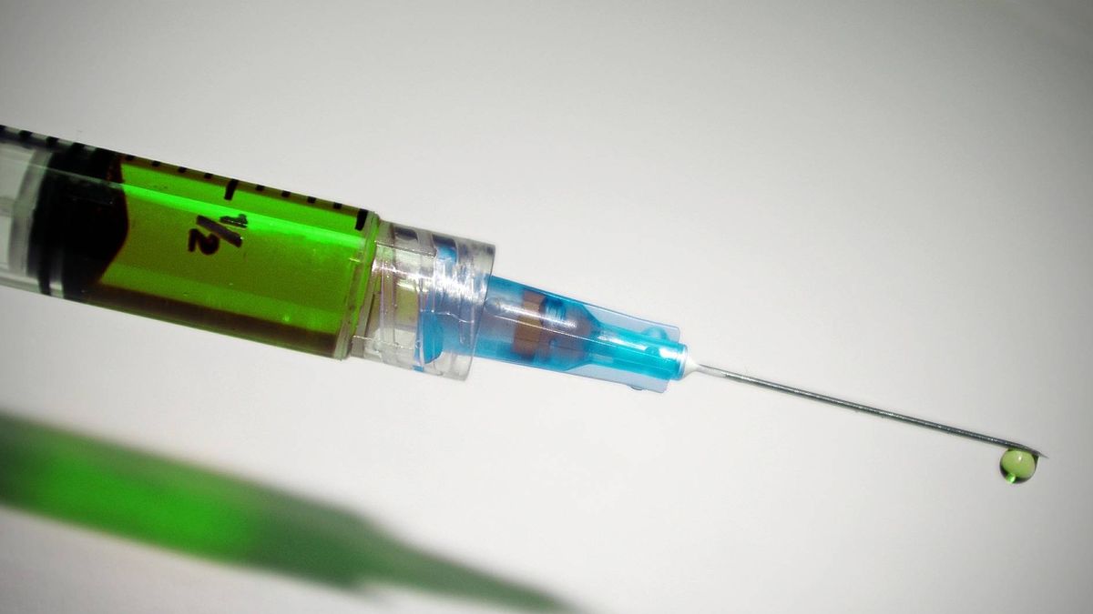 El misterio de las vacunas: 1,8 millones de 'dosis perdidas' y muchas incógnitas