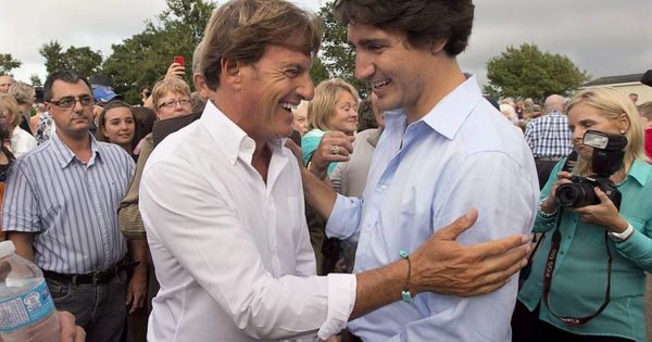 Foto: Justin Trudeau, con Stephen Bronfman, durante un acto de campaña en 2013.