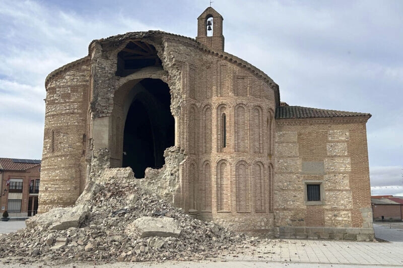 Foto de Un temblor de tierra provocó el colapso de la iglesia mozárabe de Valladolid