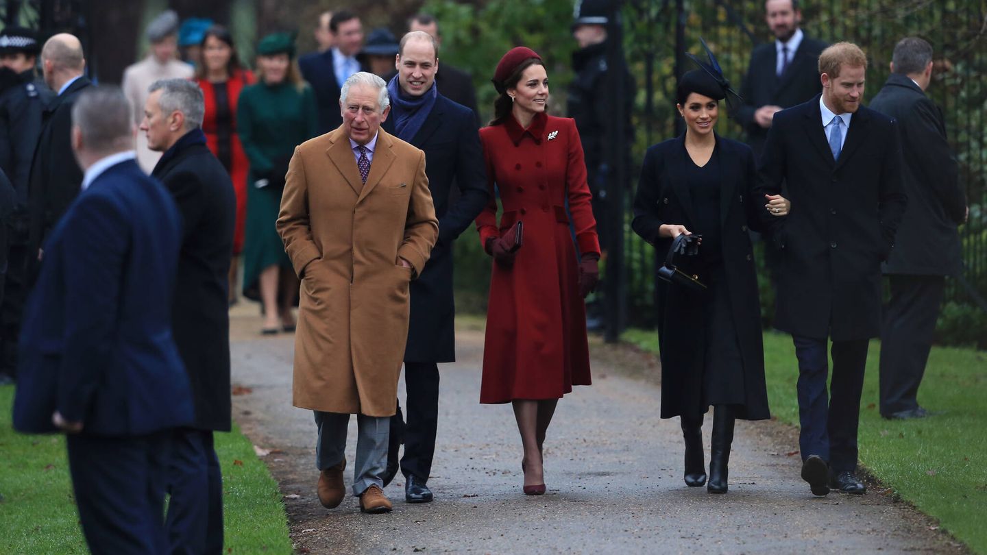 Los Sussex, pasando la Navidad de 2018 en Sandringham con la familia real. (Getty/Stephen Pond)