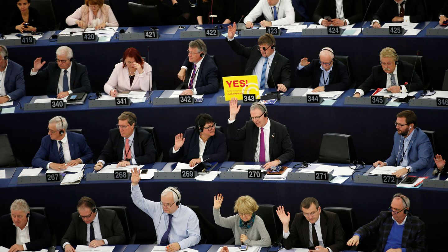 Votación hoy en el Parlamento Europeo de la ley de copyright. (Reuters)