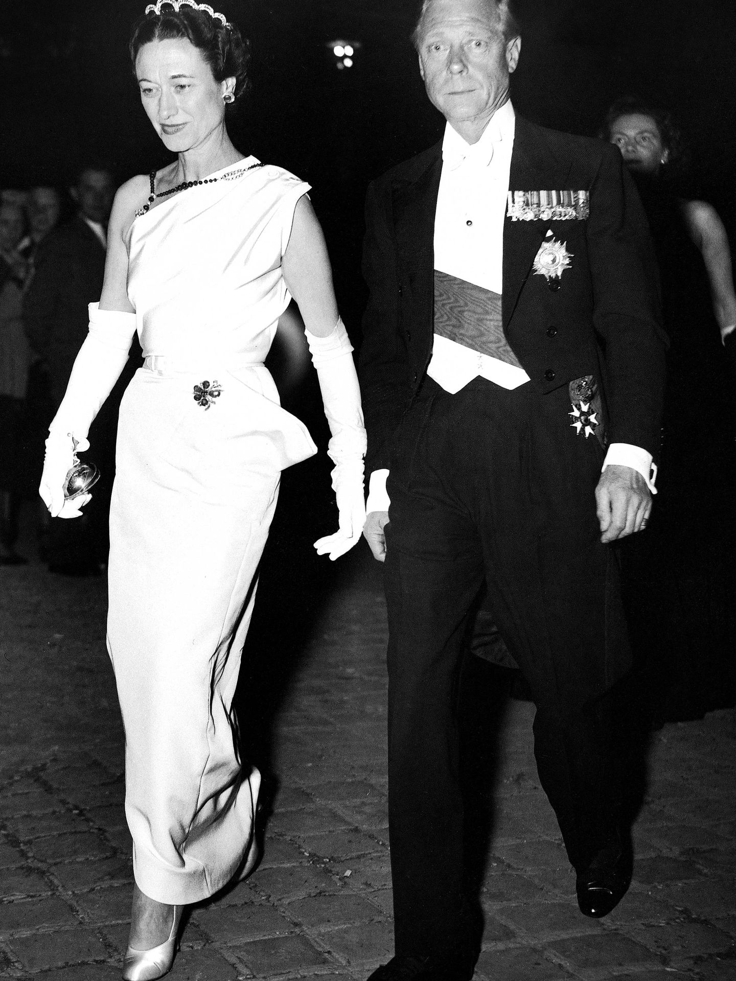 Los duques de Windsor (Eduardo y Wallis Simpson), en un baile en París.