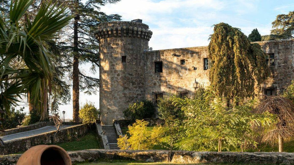 Un hogar de reyes rodeado de naturaleza: quédate a dormir en el Castillo donde se alojó Carlos V