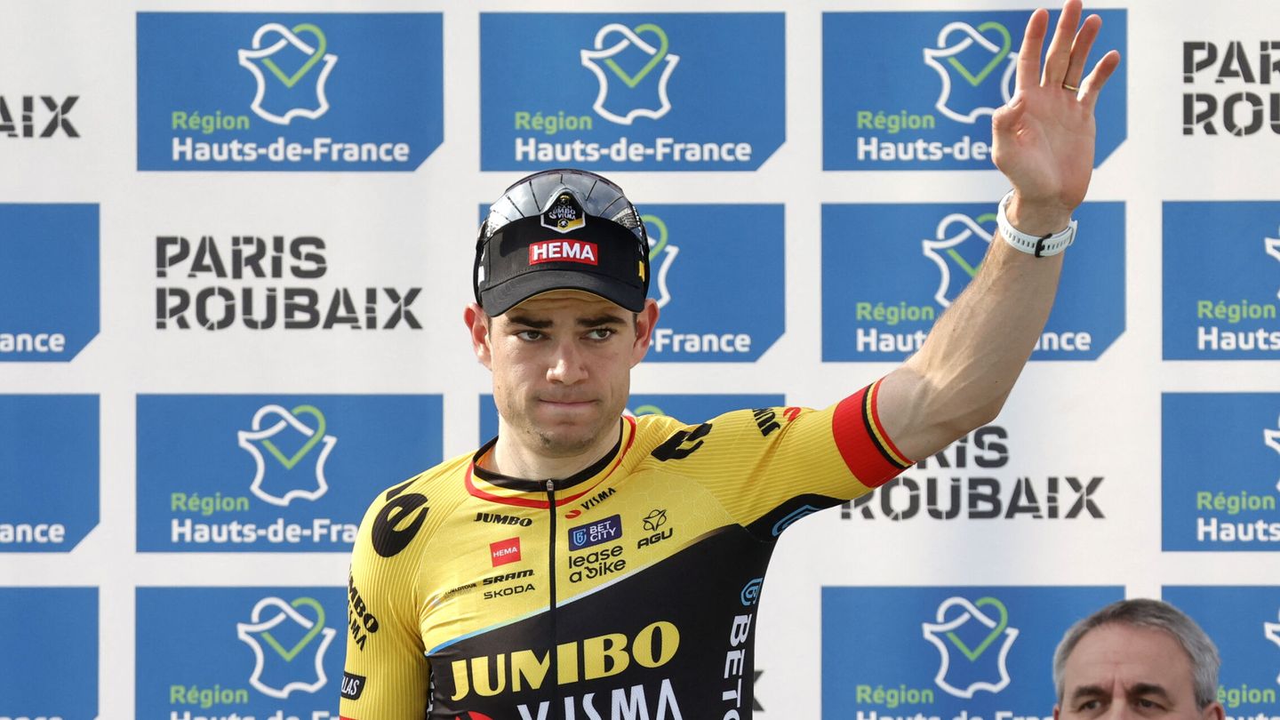 Van Aert, en una etapa ciclista de esta temporada. (Reuters/Gonzalo Fuentes)