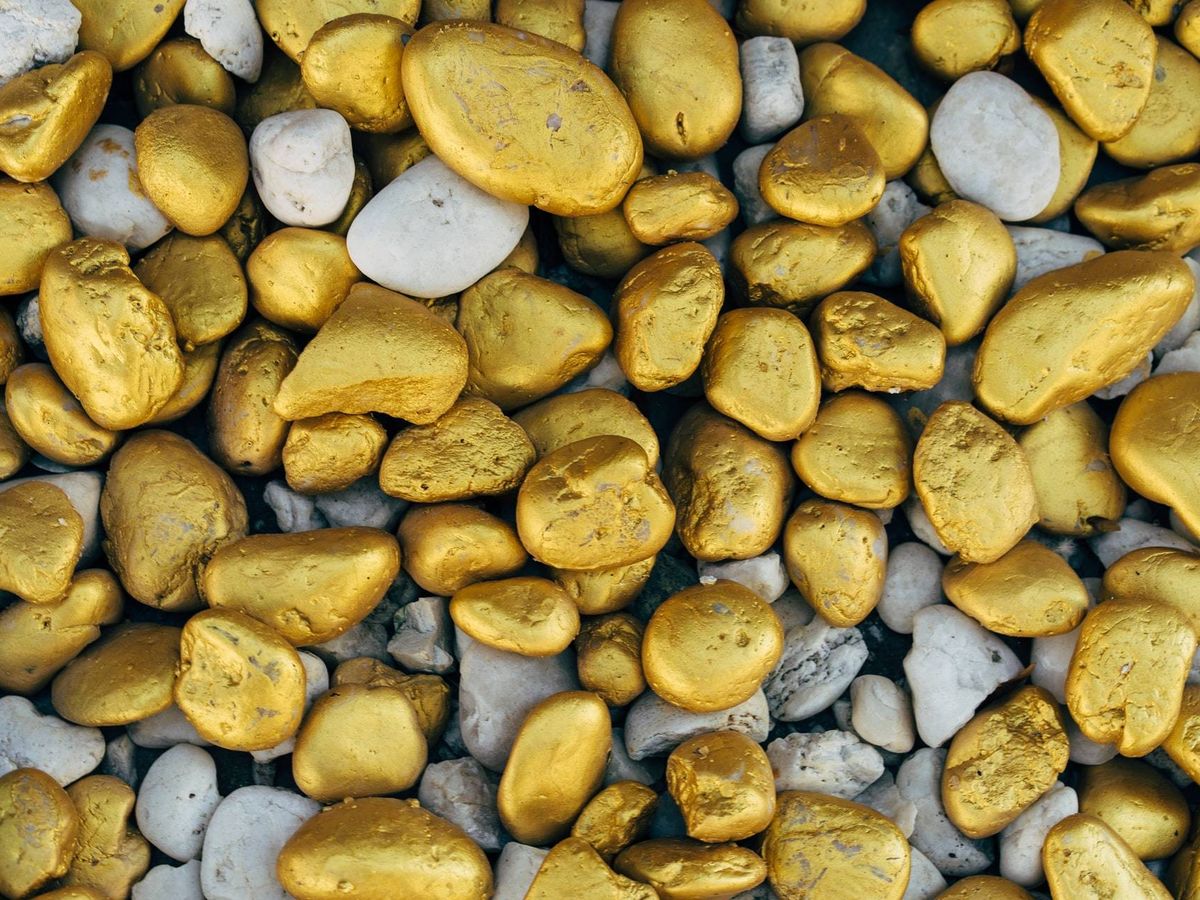 Foto: Imagen que representa unas pepitas de oro (Unsplash)