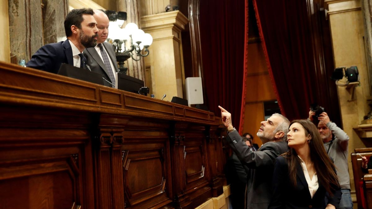 Torrent suspende el pleno del Parlament al llamar Cs "delincuente" a Torra